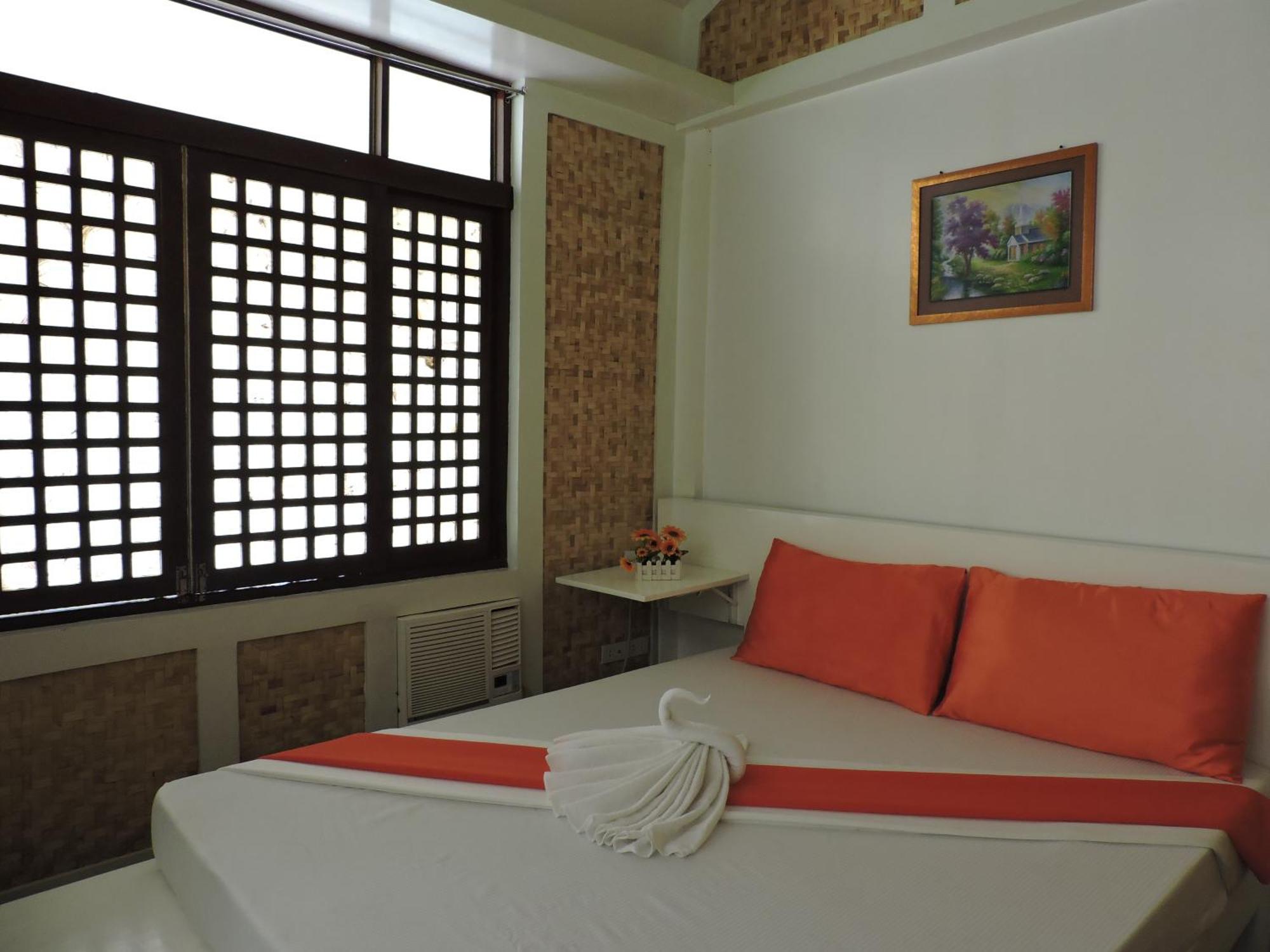 Orange Mangrove Pension House Puerto Princesa Ruang foto