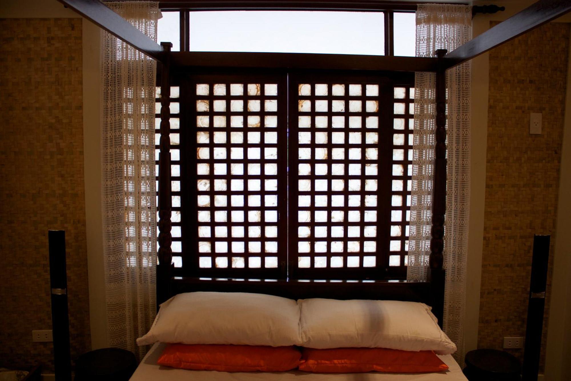 Orange Mangrove Pension House Puerto Princesa Ruang foto
